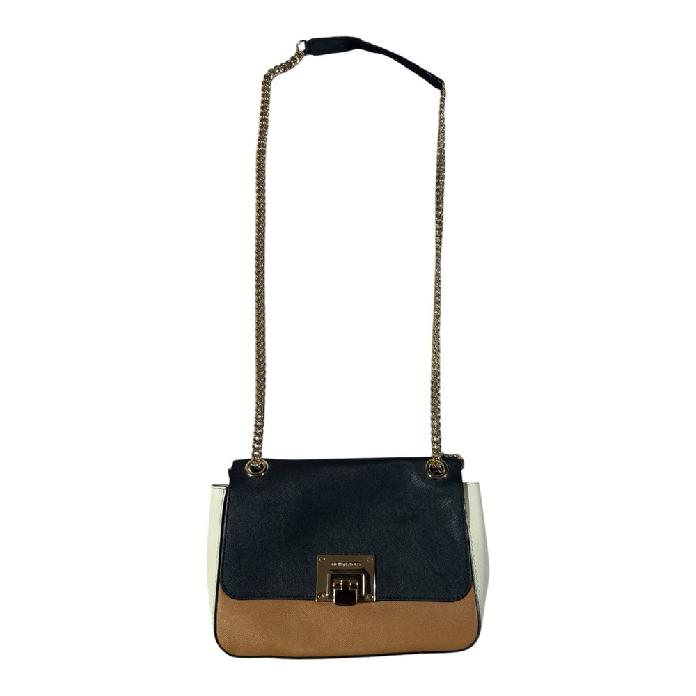 Michael Kors - Medium - Tina Shoulder Flap
New Without Tags